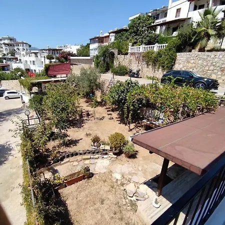 Merkezde Site Icerisinde Genis Ve Ferah Daire